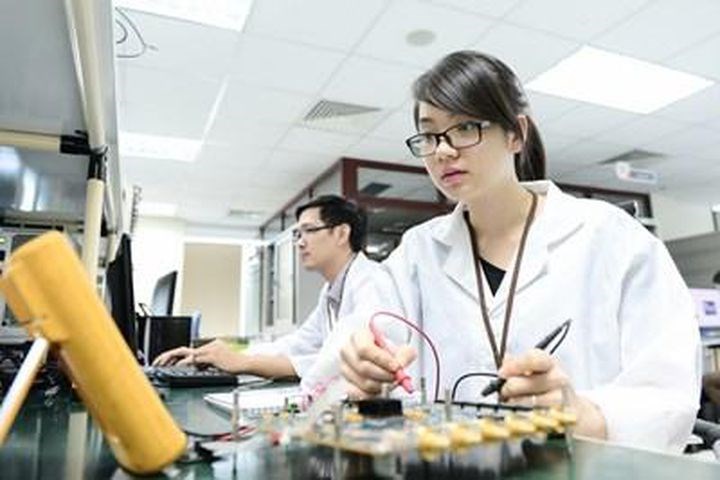 Trợ cấp hơn 7 tỷ đồng đối với phụ nữ hoàn cảnh khó khăn, trẻ em mắc bệnh hiểm nghèo